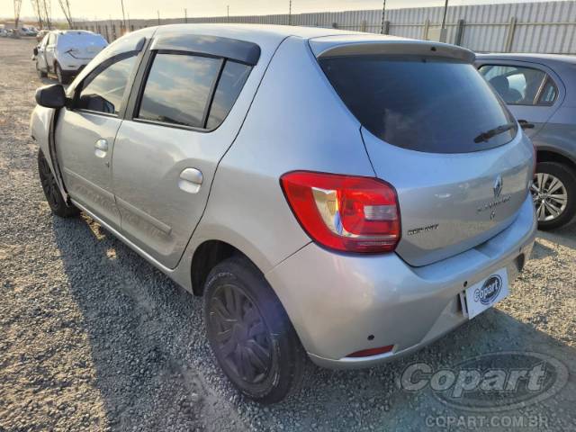 2015 RENAULT SANDERO 