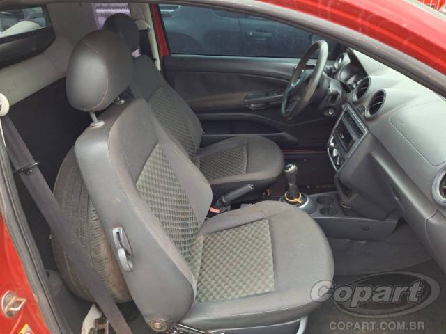 2015 VOLKSWAGEN SAVEIRO CE 