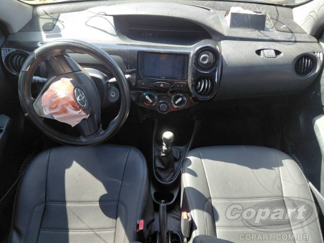 2017 TOYOTA ETIOS SEDA 