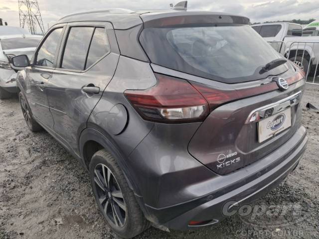 2022 NISSAN KICKS 