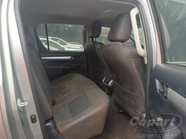 2021 TOYOTA HILUX CD 