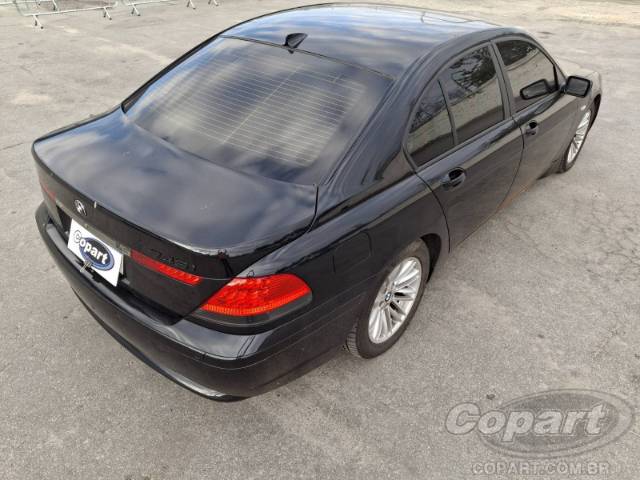 2002 BMW SERIE 7 