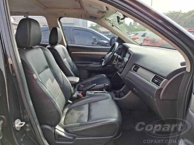 2014 MITSUBISHI OUTLANDER 