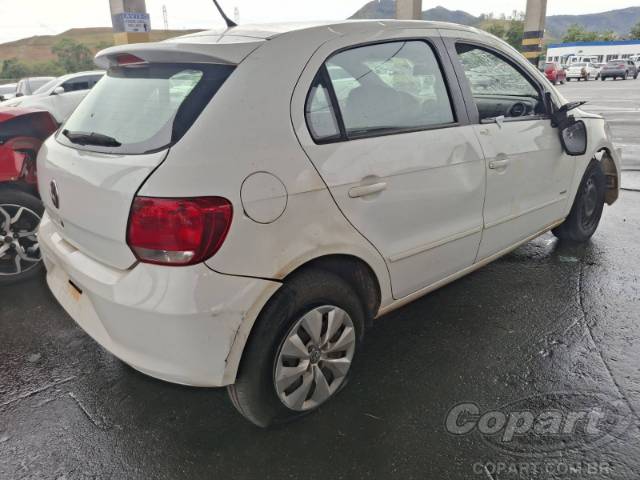 2013 VOLKSWAGEN GOL 