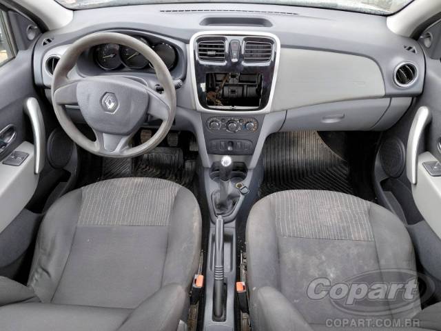 2017 RENAULT LOGAN 