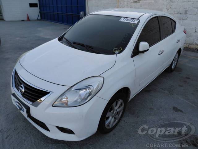 2014 NISSAN VERSA 