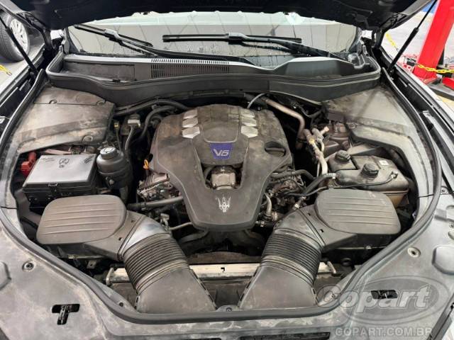 2017 MASERATI LEVANTE 