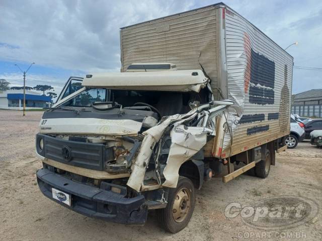 2013 VOLKSWAGEN DELIVERY 