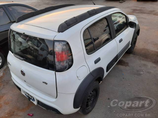 2017 FIAT UNO 