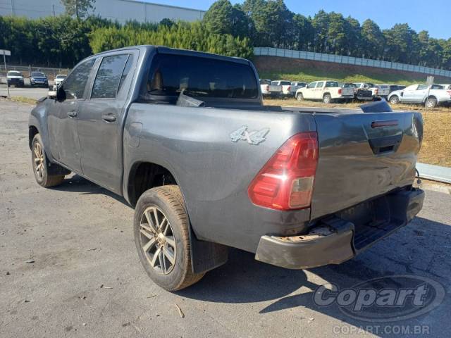 2022 TOYOTA HILUX CD 