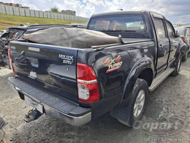 2015 TOYOTA HILUX CD 