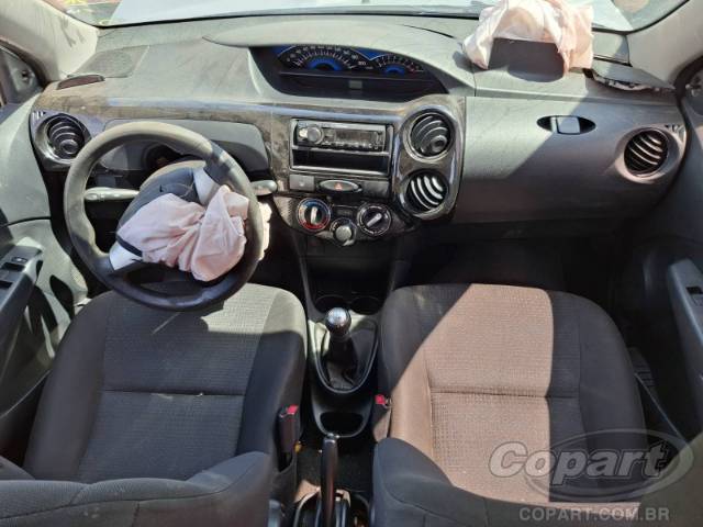 2014 TOYOTA ETIOS SEDA 