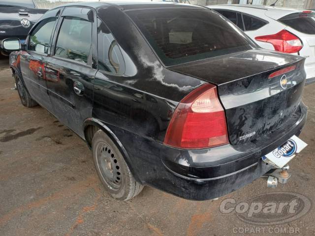 2011 CHEVROLET CORSA SEDAN 