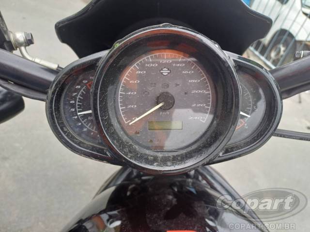 2011 HARLEY-DAVIDSON VRSC 
