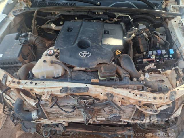 2023 TOYOTA HILUX CD 