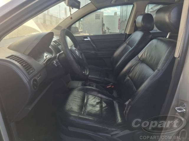 2006 VOLKSWAGEN POLO SEDAN 
