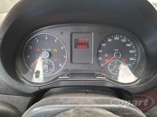2013 VOLKSWAGEN FOX 