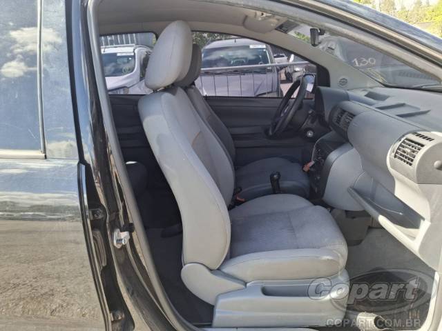 2009 VOLKSWAGEN FOX 