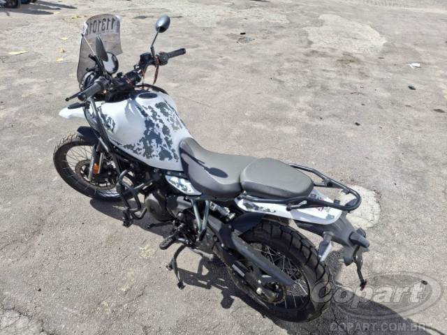 2026 ROYAL ENFIELD HIMALAYAN 