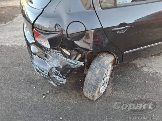 2011 VOLKSWAGEN GOL 