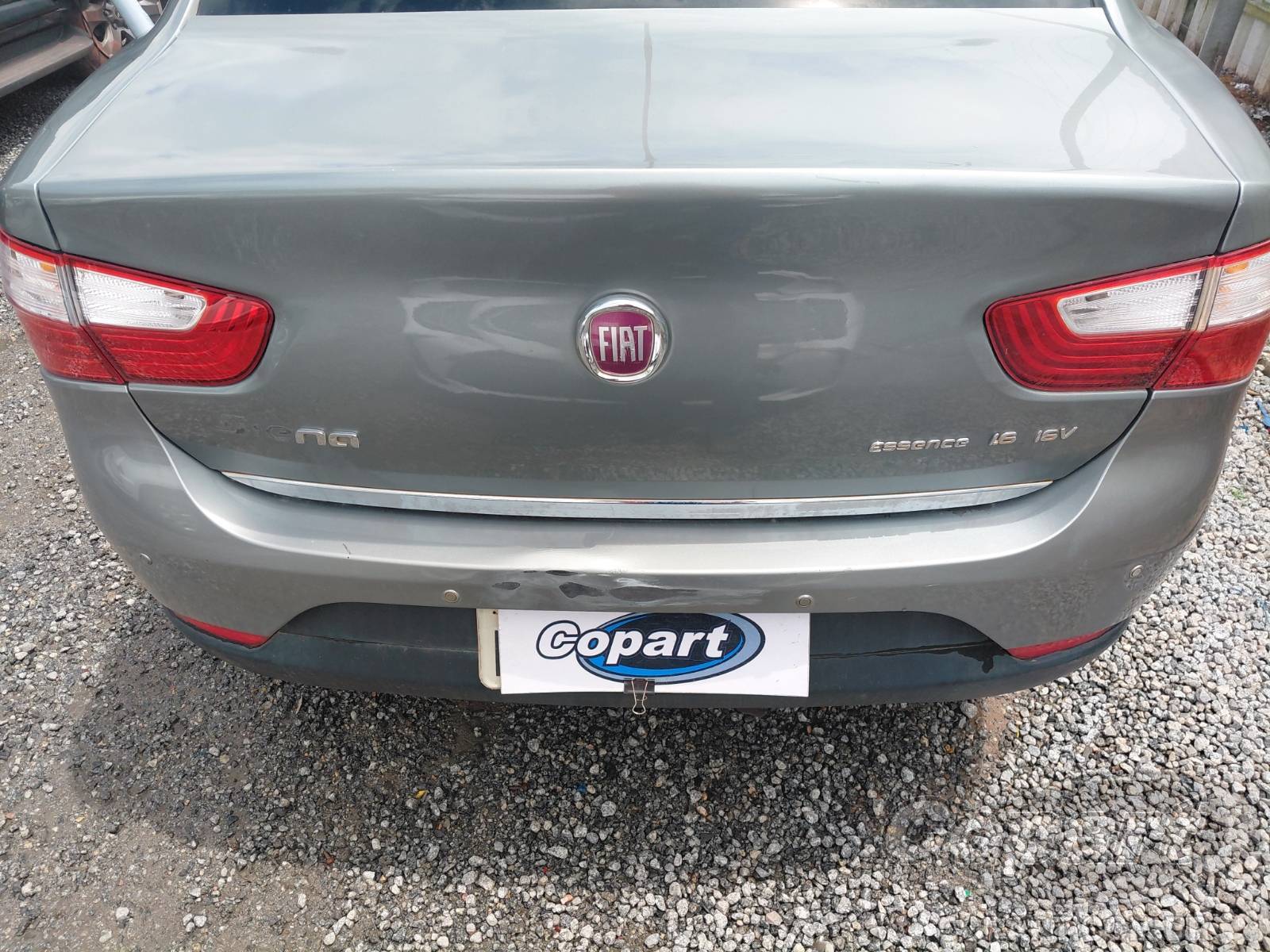 Foto 11 de 15: 2015 FIAT GRAND SIENA