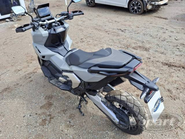 2026 HONDA X-ADV 