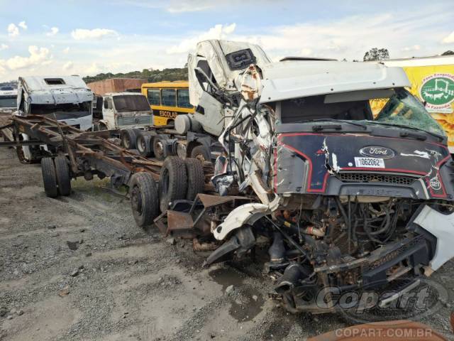 2017 FORD CARGO 2429 