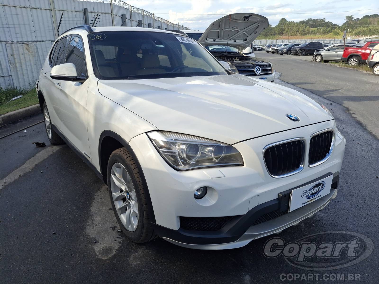 Veículo BMW X1 BMW X1 sDrive20i Active Flex 2.0 16V Twin Turbo 2015 2015 em leilão