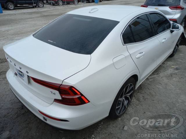 2020 VOLVO S60 