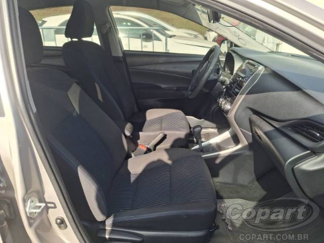 2020 TOYOTA YARIS SEDA 