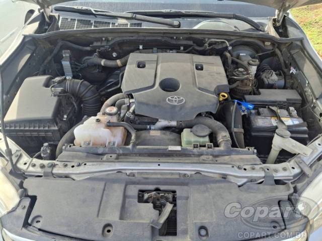 2019 TOYOTA HILUX CD 