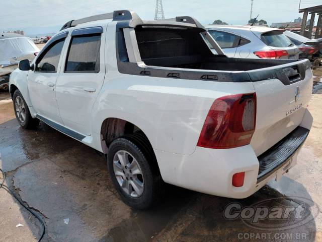 2021 RENAULT DUSTER OROCH 