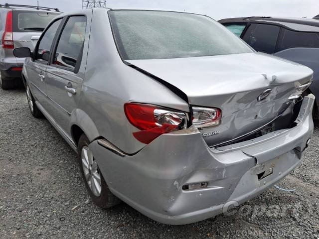 2010 FIAT SIENA 