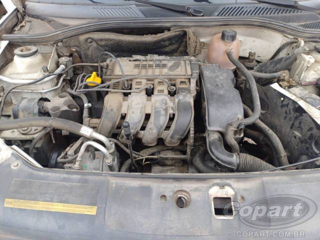 2003 RENAULT CLIO SEDAN 