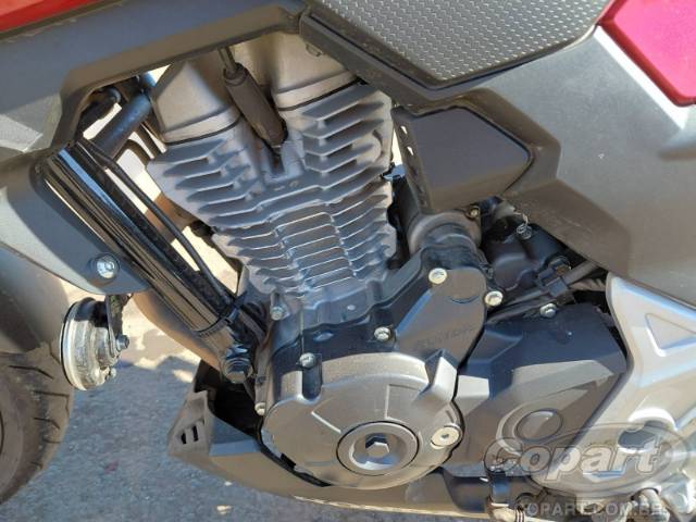 2026 HONDA CB 300F 