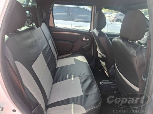 2019 RENAULT DUSTER OROCH 