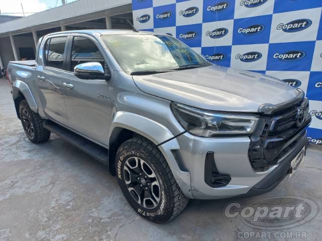2025 TOYOTA HILUX CD 