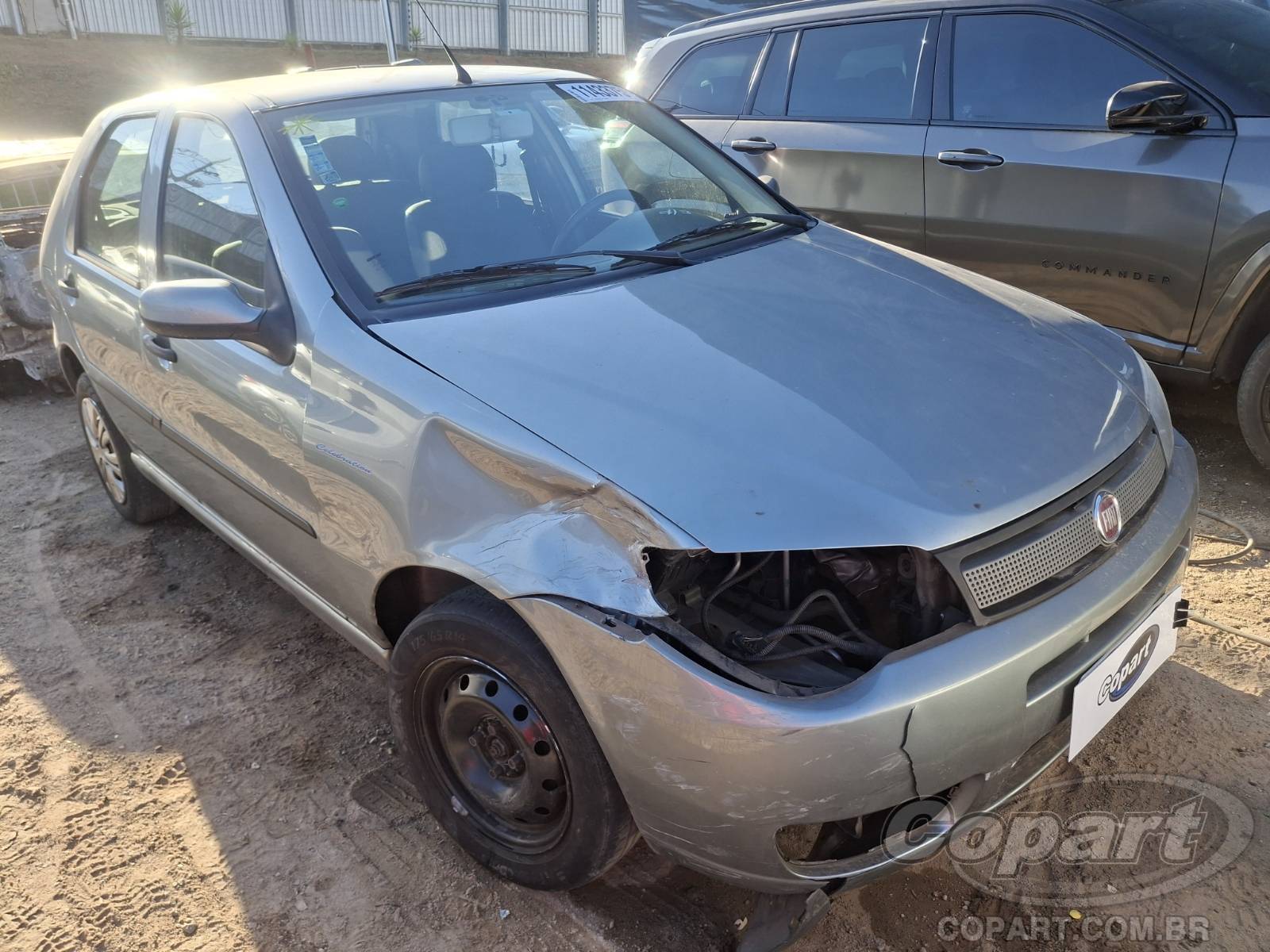 Fiat Palio 2009 em leilão
