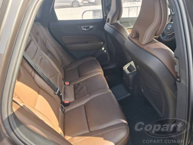 2021 VOLVO XC60 