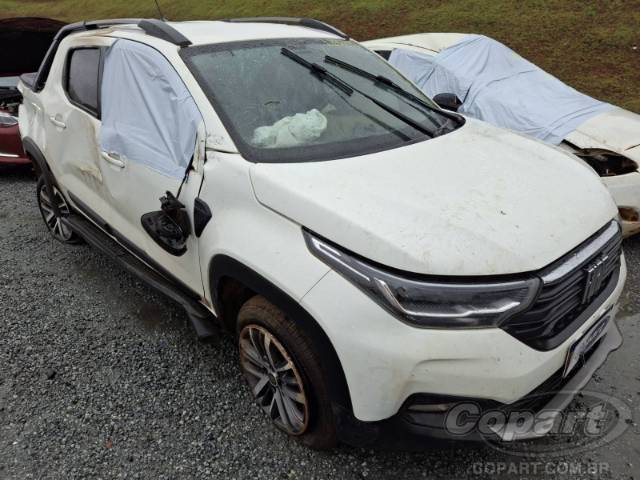 2021 FIAT STRADA CD 