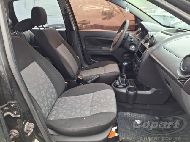 2013 FORD FIESTA 