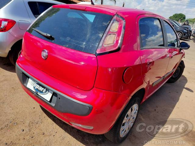 2015 FIAT PUNTO 