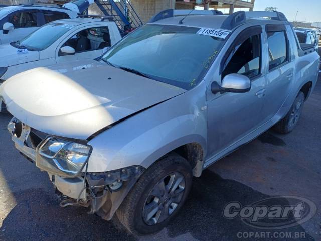 2017 RENAULT DUSTER OROCH 