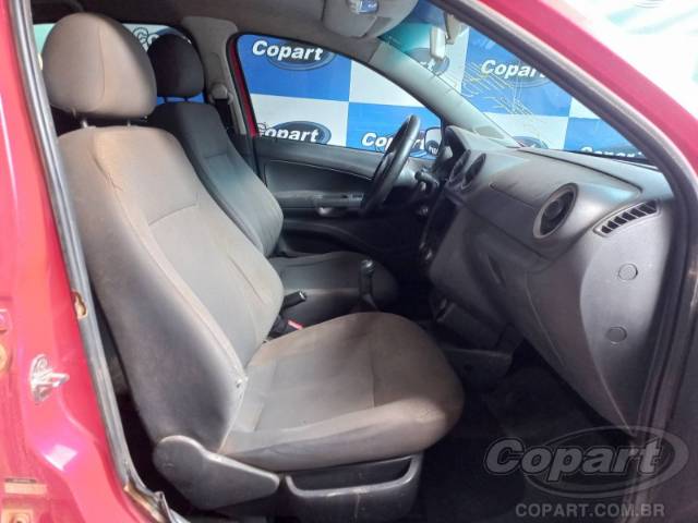 2012 VOLKSWAGEN VOYAGE 
