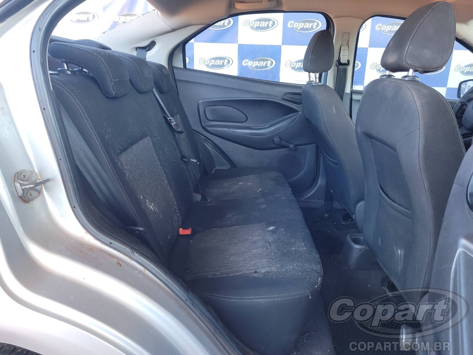2017 FORD KA SEDAN — foto 6 de 10