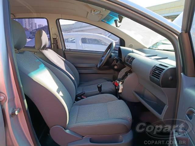 2006 VOLKSWAGEN FOX 