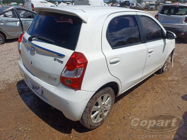 2017 TOYOTA ETIOS 