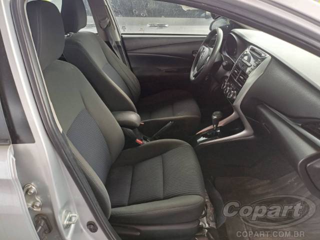 2019 TOYOTA YARIS SEDA 