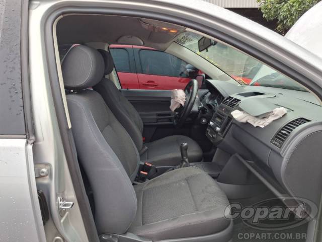 2013 VOLKSWAGEN POLO SEDAN 