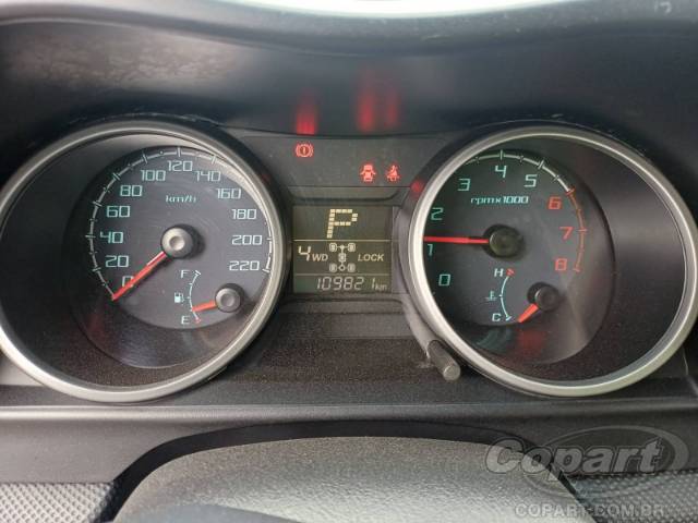 2015 MITSUBISHI PAJERO TR4 